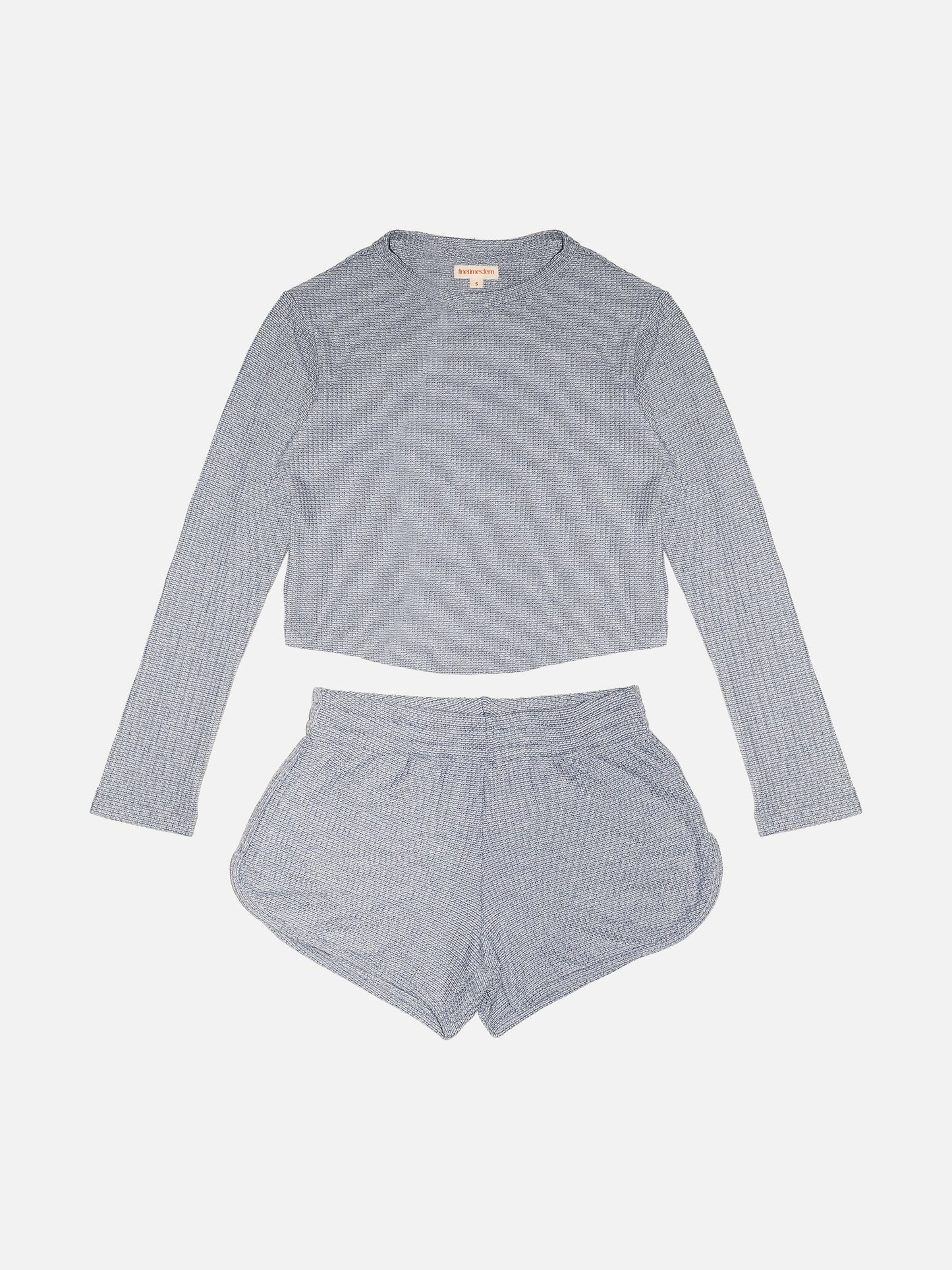 CROPPED LONGSLEEVE - LIGHT BLUE