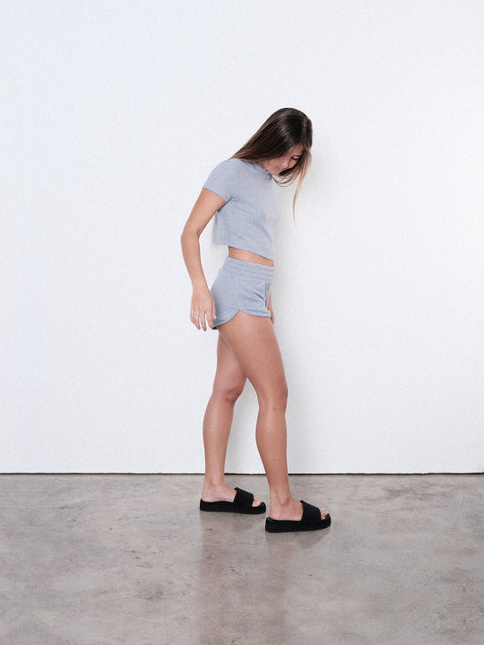 SHORT - LIGHT BLUE
